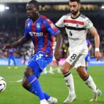 Barcelona busca lateral del Crystal Palace para reforzar la competencia con Balde