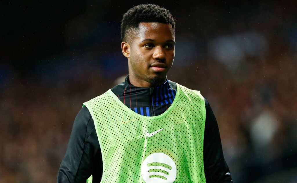 Barcelona inquieto por el elevado salario de Ansu Fati y su futuro en el club