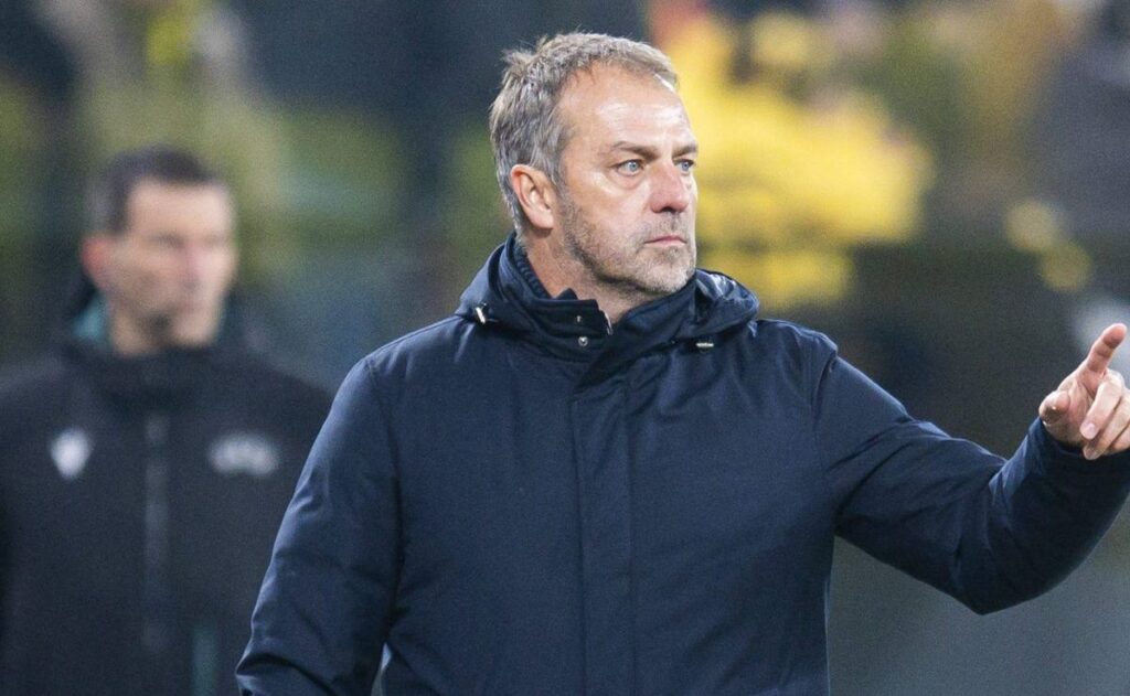 Hansi Flick ajusta su estrategia ofensiva en el Barcelona ante las bajas frente al Atlético de Madrid