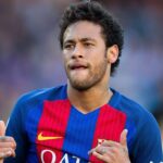 Neymar se fue del Barcelona por su propia elección, revela su padre