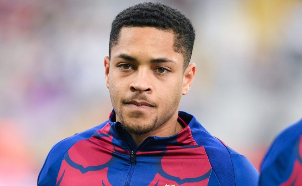 Barcelona cierra el traspaso de Vitor Roque al Palmeiras por R$ 189 millones