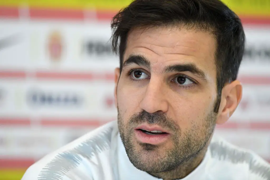 Cesc Fàbregas analiza el futuro de tres estrellas del Barcelona para el mercado de enero