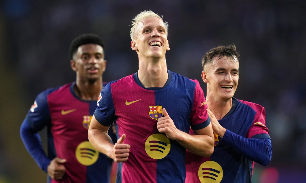 El apoyo del vestuario del Barcelona a Dani Olmo: un culér de corazón