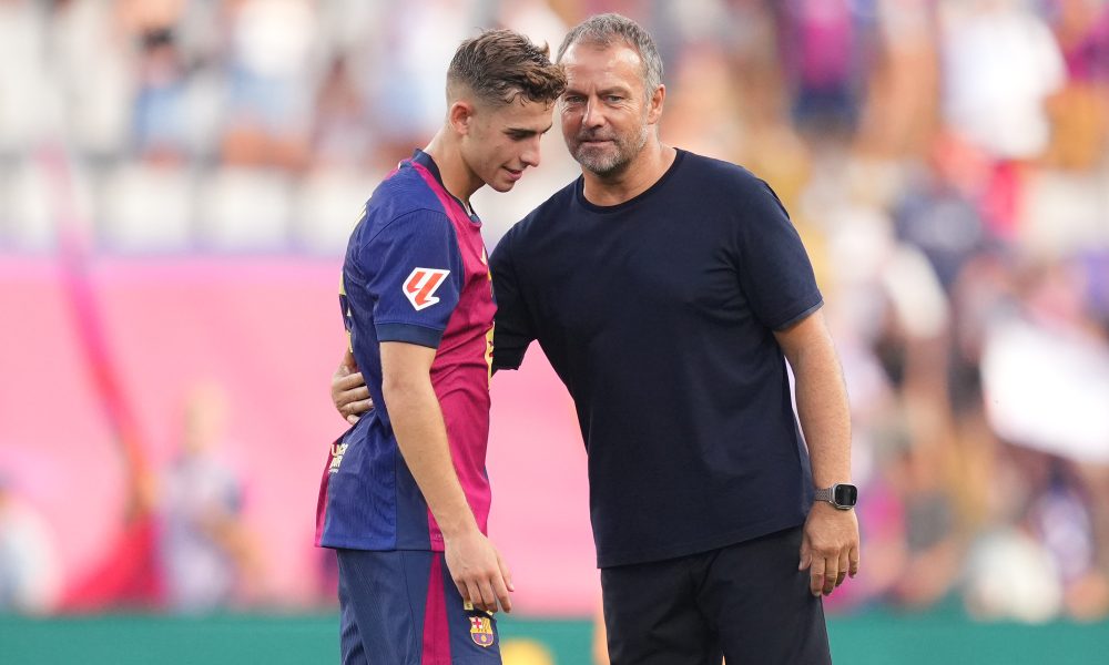 El desafío de un joven del Barcelona por ganarse un lugar en el equipo de Hansi Flick