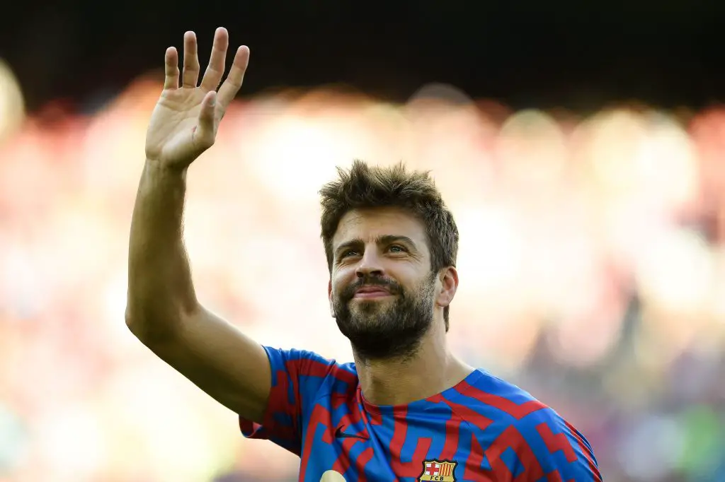 Piqué se burla de una leyenda del Real Madrid tras la derrota del Barcelona en la Supercopa