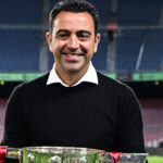 Xavi analiza una propuesta para detectar talentos en el Botafogo