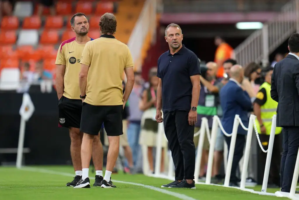 Barcelona pierde a dos jugadores clave en el entrenamiento previo al duelo con Rayo