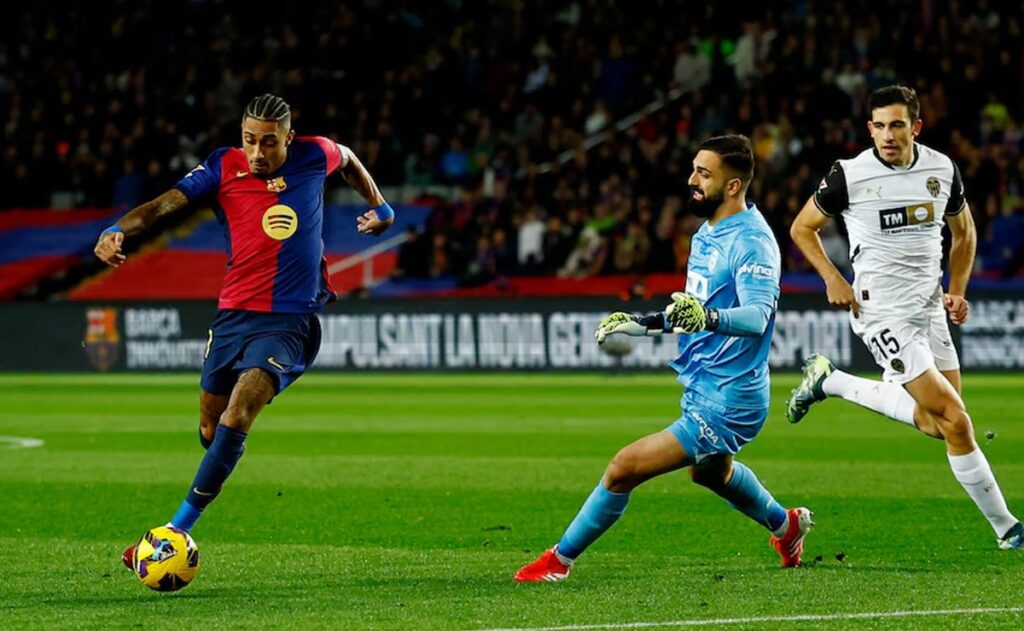 Barcelona y Valencia luchan por un puesto en las semillas de la Copa del Rey