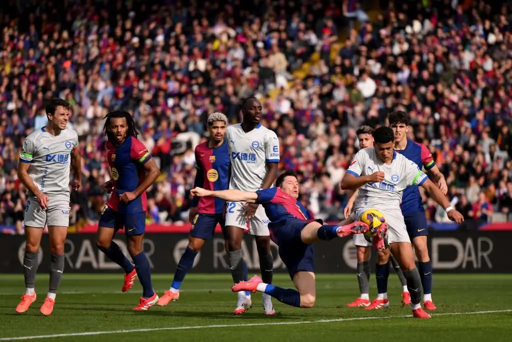 Preocupación entre los aficionados del Barcelona por el rendimiento de un jugador ante el Alavés