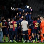 Thierry Henry elogia a la estrella del Barcelona en la carrera por el Balón de Oro frente a Mo Salah