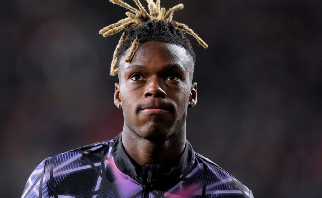 Nico Williams se une al FC Barcelona antes de su traspaso al Borussia Dortmund