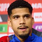 Barcelona busca reemplazo para Ronald Araújo con fichaje sorpresivo de palos