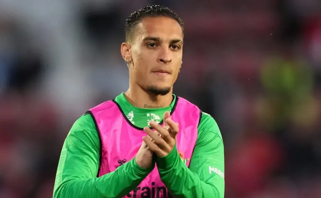 Barcelona pone la mira en Antony del Real Betis: ¿un nuevo fichaje en camino?