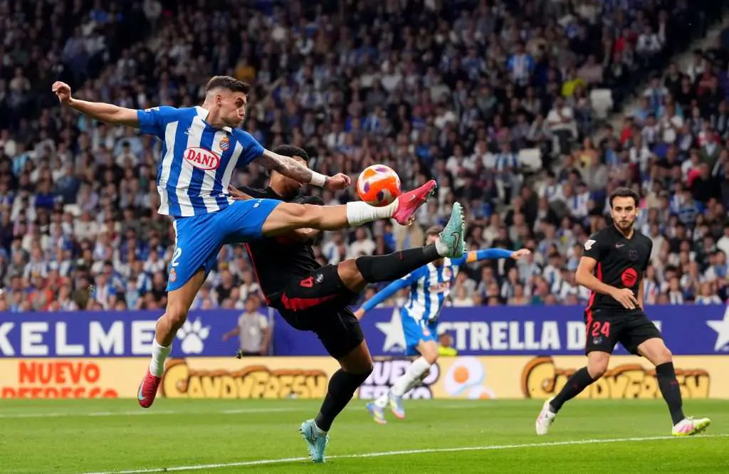 Barcelona sufre una baja clave: Zoppica se lesiona en el duelo contra Espanyol