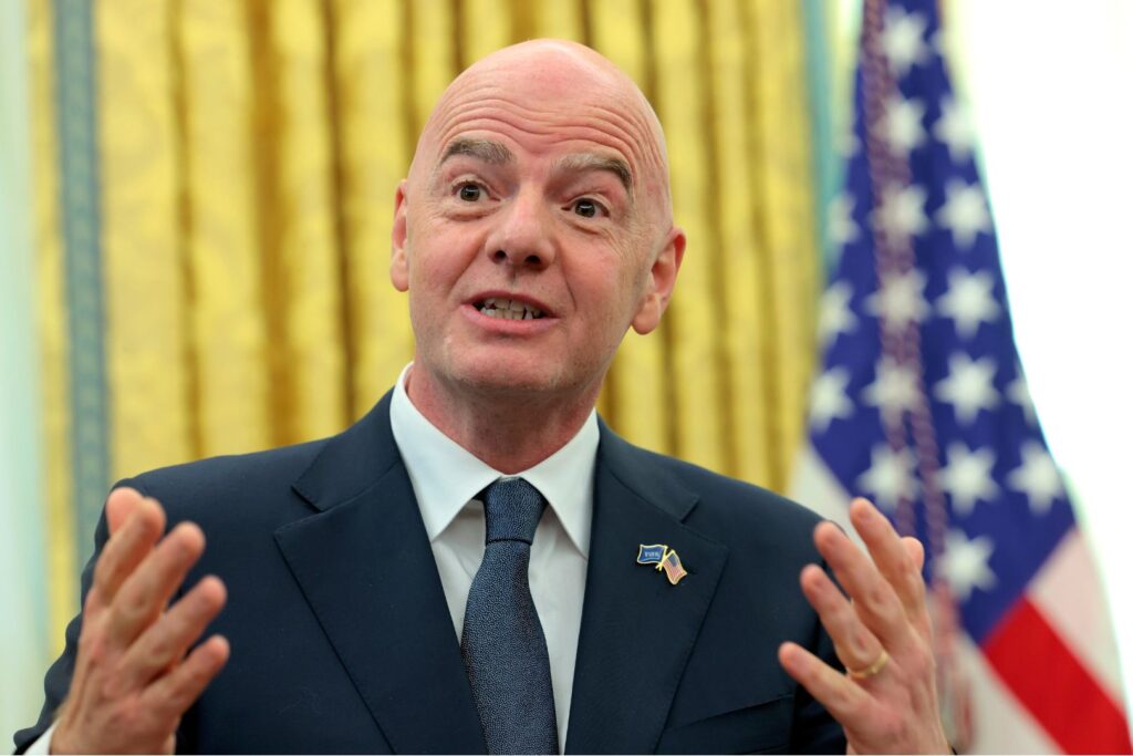 Gianni Infantino revela su favorito para el duelo Barcelona vs Inter de Milán