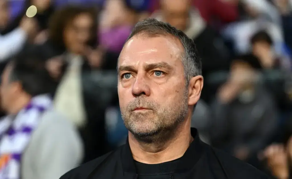 Hansi se queda en Barcelona tras el triunfo sobre el Real Madrid: ¿qué significa para el futuro del club?