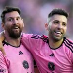 Jordi Alba celebra el título de La Liga y sugiere un candidato al Balón de Oro
