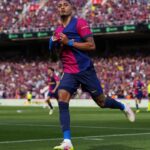 Raphinha aclara su celebración en respuesta a polémicas sobre dopaje en el fútbol