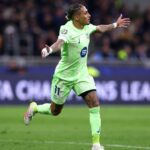 Raphinha iguala marca de CR7 y escribe su nombre en la historia del fútbol