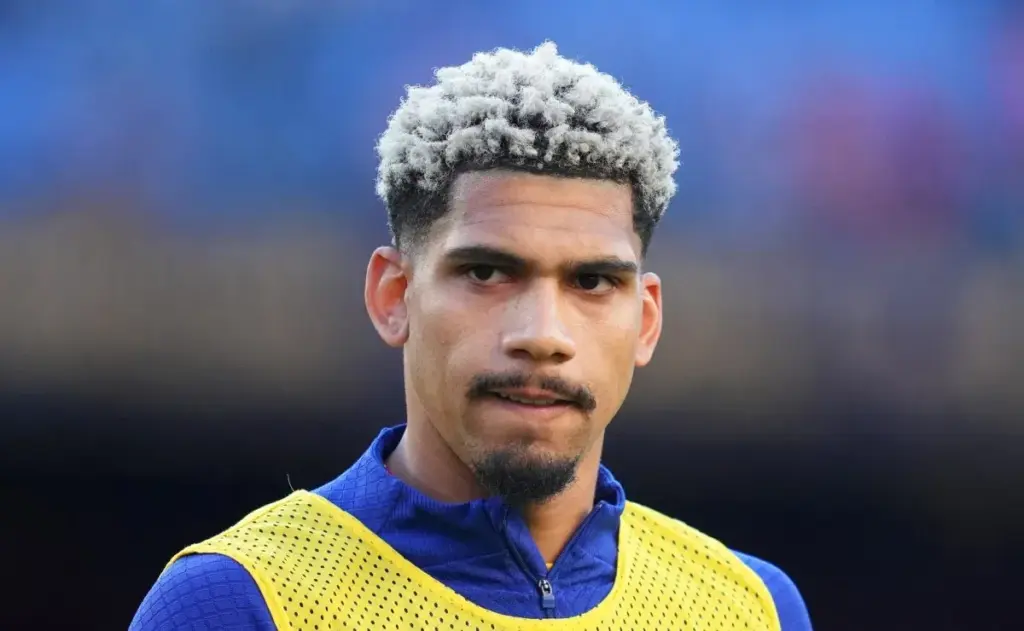 Barcelona busca reemplazo para Ronald Araújo: tres nombres en la lista de opciones