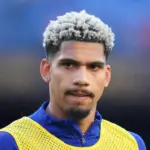Barcelona busca reemplazo para Ronald Araújo: tres nombres en la lista de opciones