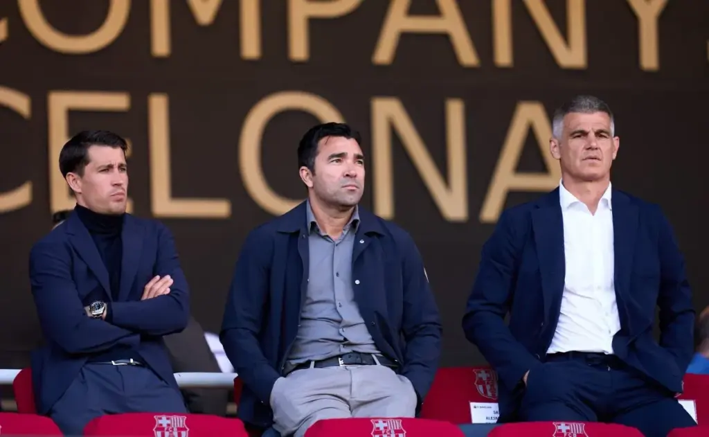 Deco busca cuatro fichajes clave para fortalecer al equipo del FC Barcelona