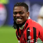 Intercambio sorprendente: Ronald Araújo y Rafael Leão podrían cambiar de equipo entre Barcelona y Milán