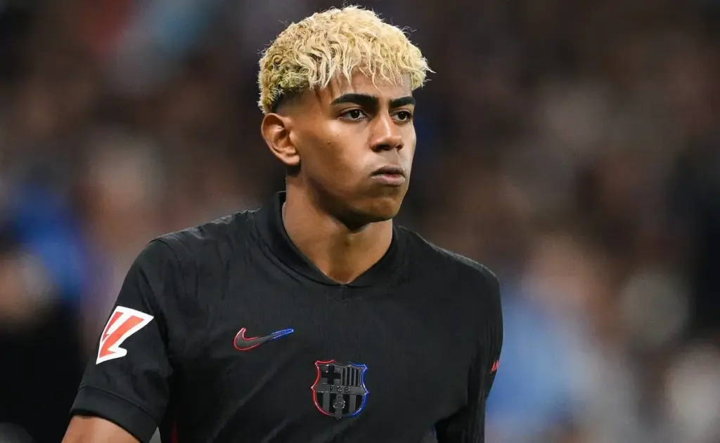 Lamine Yamal cumple su sueño de conocer a Neymar en sus vacaciones