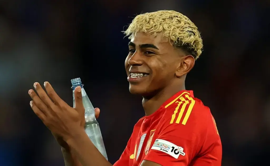 Nico Williams atrae la atención del Barcelona durante su actuación en Portugal
