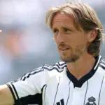 Barcelona da luz verde a joven talento comparado con Luka Modric, pero enfrenta dura competencia