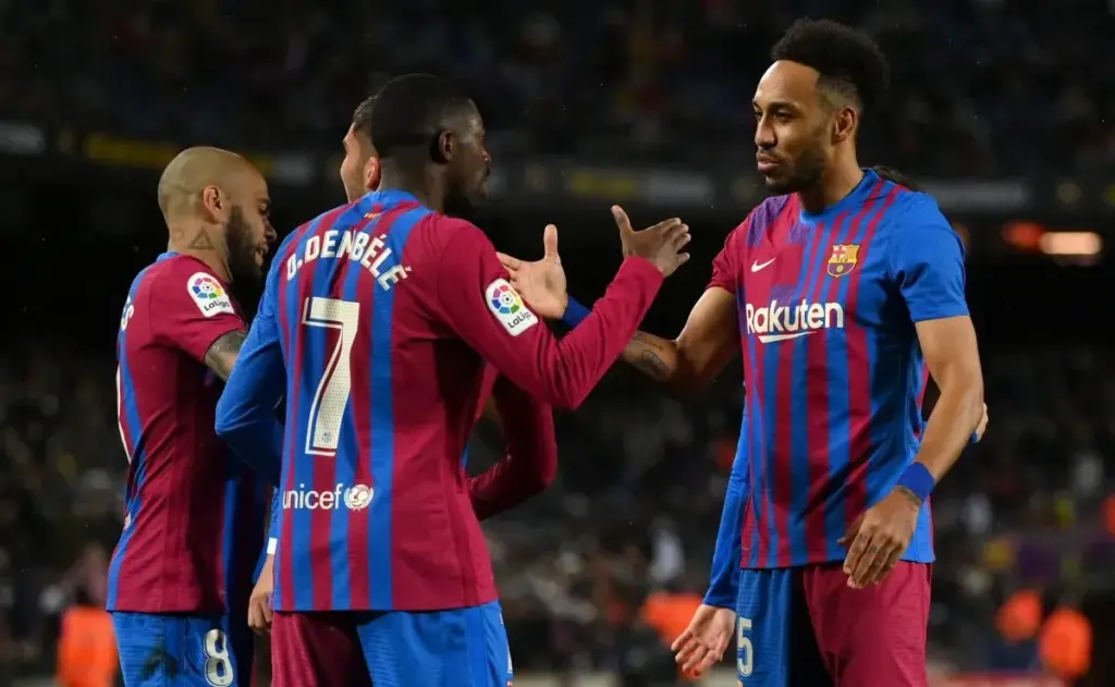 Barcelona evalúa el regreso de su ex estrella: ¿una jugada maestra?
