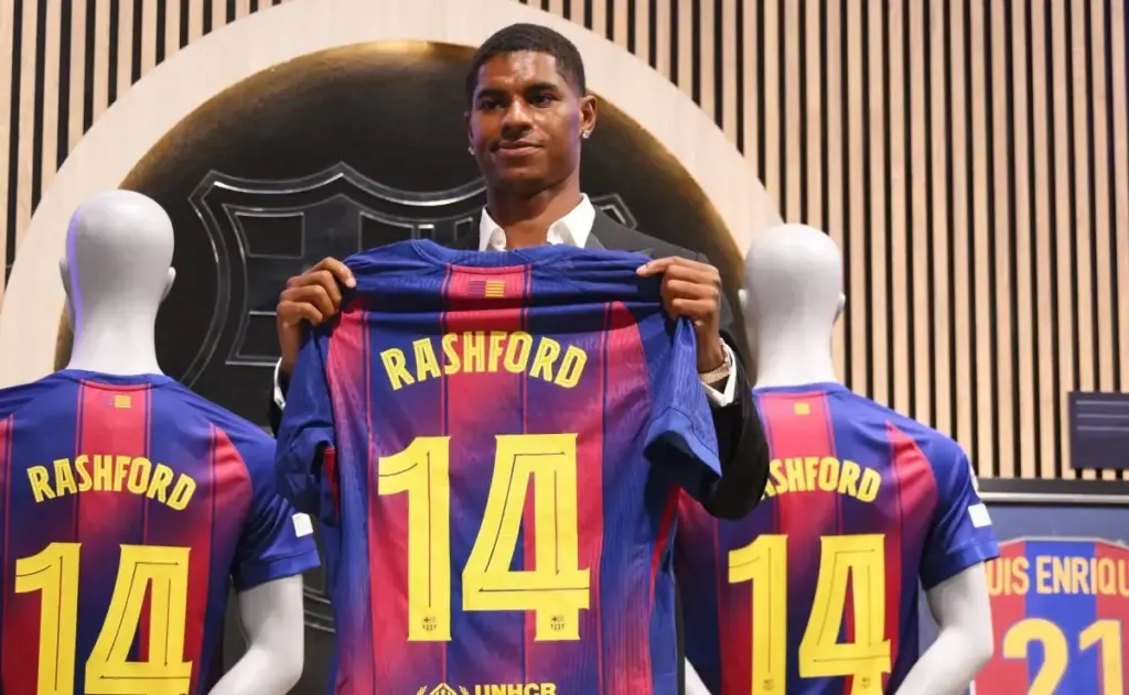 Barcelona pone a la venta a Striker por $100 millones tras el interés en Rashford