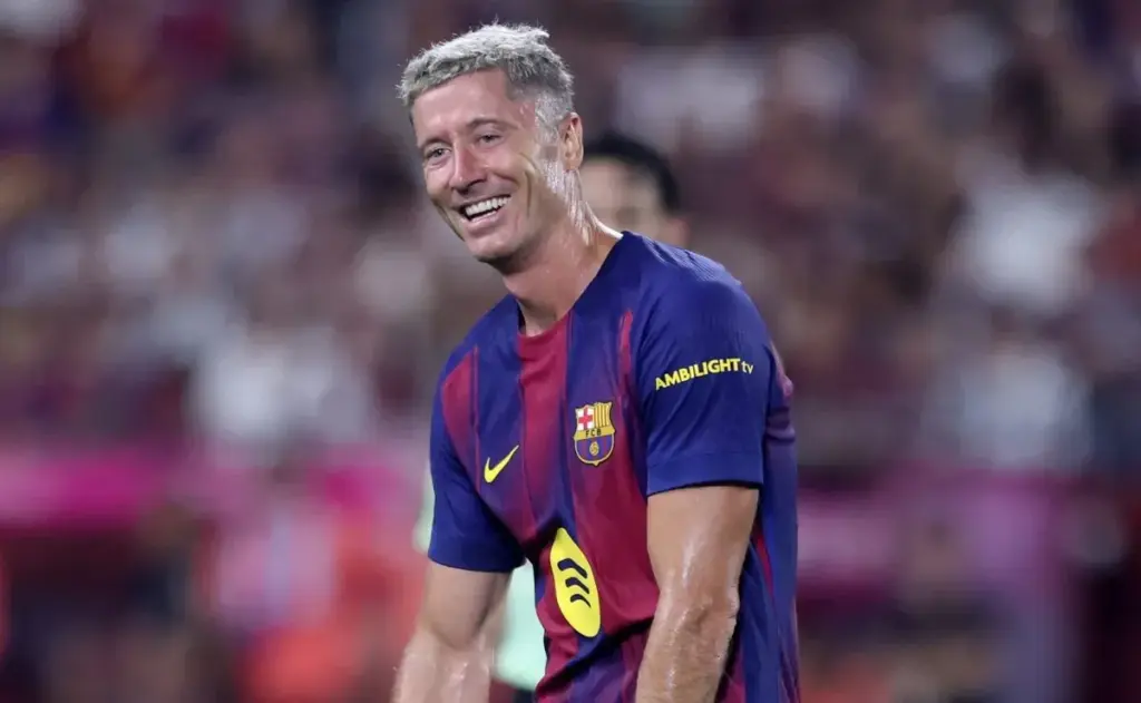 Barcelona sorprende al mercado y Lewandowski se une a un club saudí