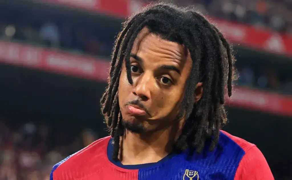 Koundé frena el avance del Barcelona en una jornada clave de la liga