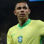 Barcelona busca cerrar el fichaje de Vanderson tras la venta de un jugador clave