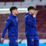 Barcelona busca reforzar su plantilla: negociaciones por Héctor Fort y otros dos futbolistas