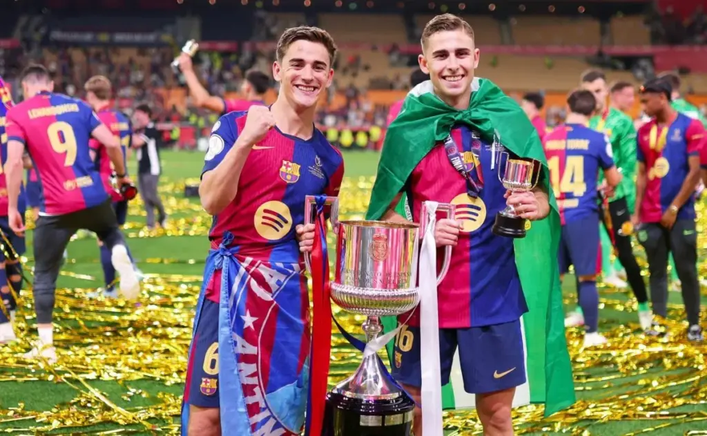 Barcelona obtiene el visto bueno de Hansi para negociar la venta del 50% del Manchester United