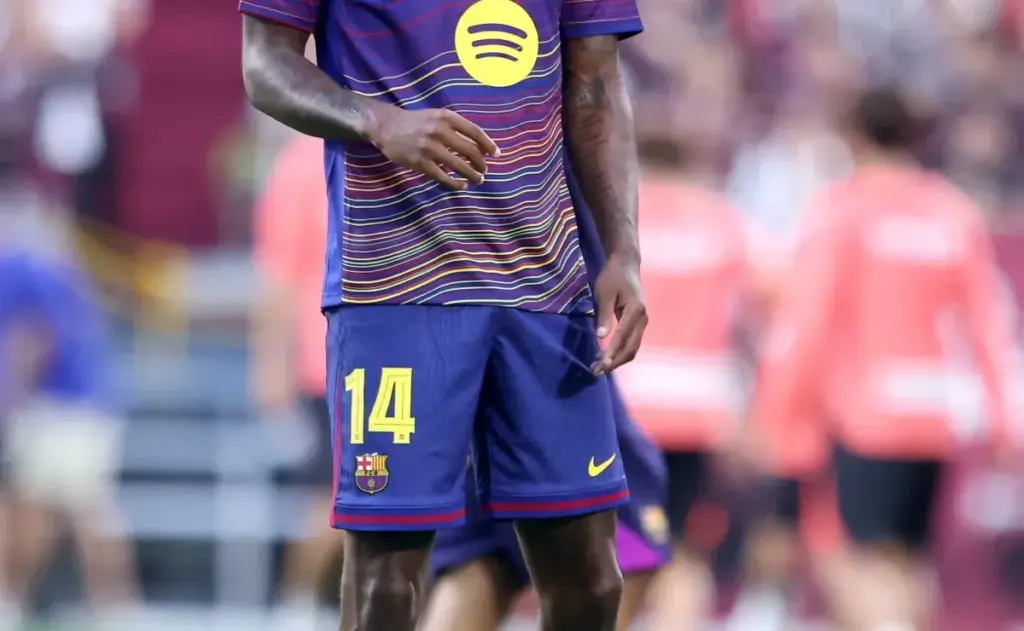 Barcelona se impone en amistoso mientras Rashford enfrenta desafíos internos
