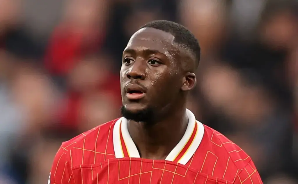 Barcelona se prepara para la venta de tres jugadores y busca fichar a Konaté del Liverpool