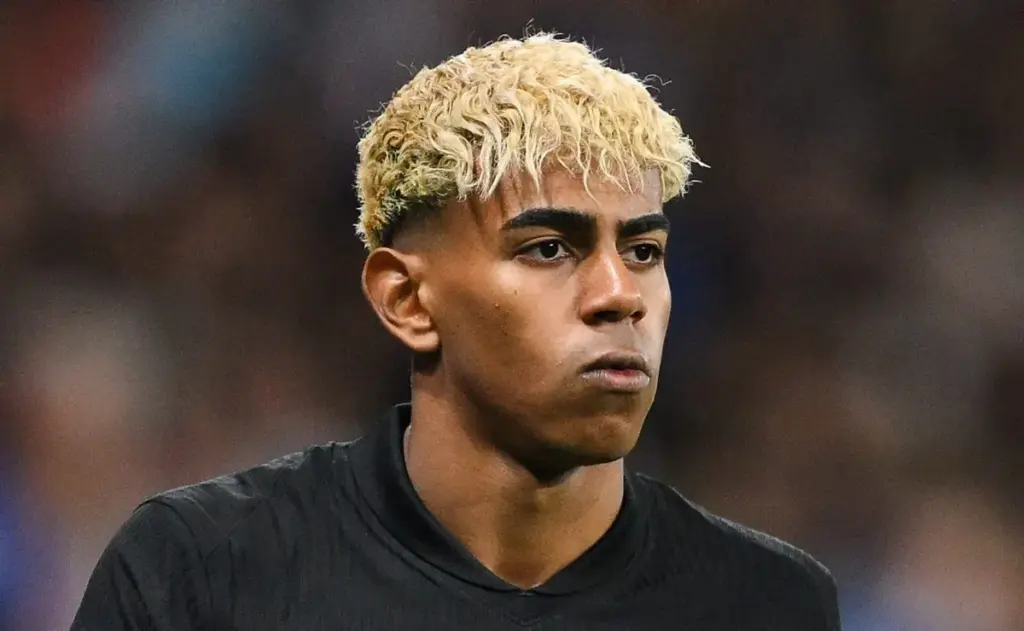 El Barça busca a Doé mientras PSG podría llevarse a Yamal