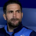 El jugador del Barcelona se une a Cesc Fàbregas tras tensiones con Hansi Flick