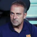 Flick provoca la salida de un jugador del Barcelona y revela la fecha de su nuevo destino