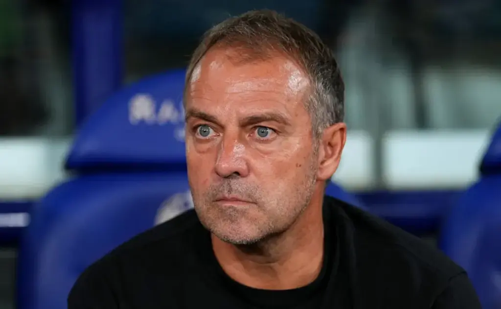 Hansi defiende a Rashford y genera controversia en el East X Barcelona