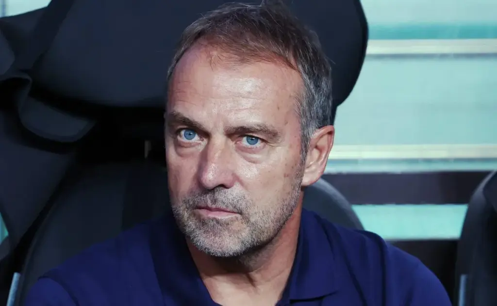 Hansi y el Barcelona: Un enfrentamiento que redefine la defensa del equipo
