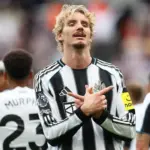 Barcelona prepara estrategia con la película de Hansi para frenar al Newcastle