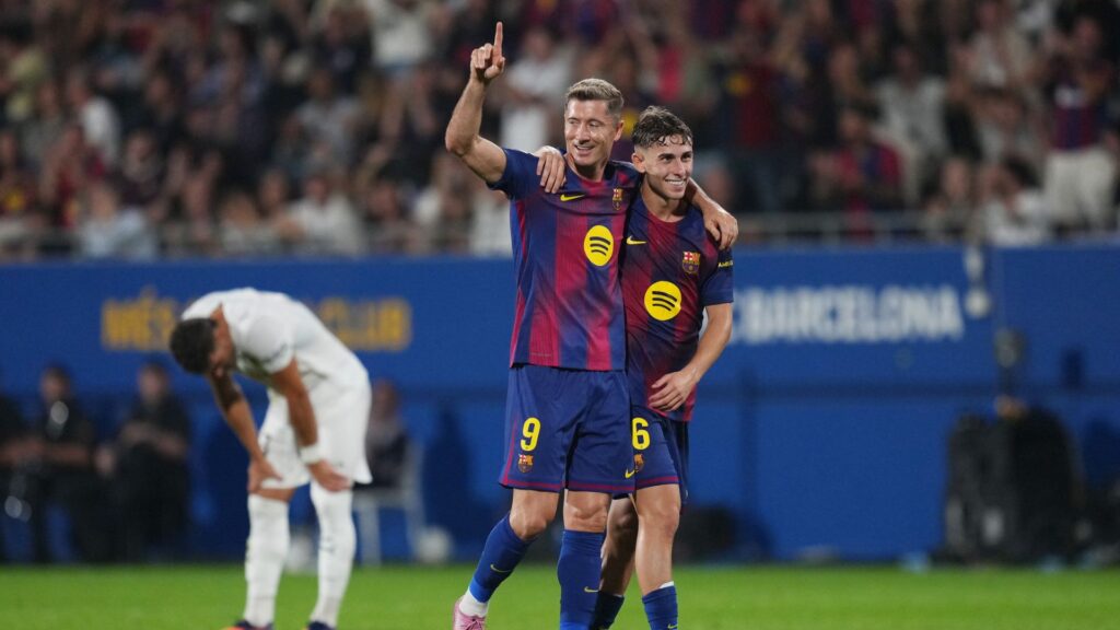 Barcelona y su oferta de €12 millones por Hansi Flick para la temporada 25/26