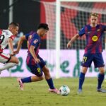 Joan García brilla con un 10 y Pedri destaca con un 9 en el último partido del Barça