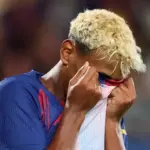 Lamine Yamal, la joven promesa del Barcelona, sorprende en su paso por el aeropuerto de Türkiye