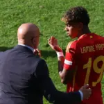 Yamal y el candidato sorpresa para el Balón de Oro: Decisiones del entrenador de España