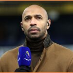 Thierry Henry critica la terquedad del gerente del Barcelona ante el PSG